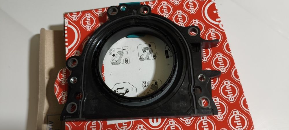 Сальник коленвалу задній Elring 340.280  04L 103 171E