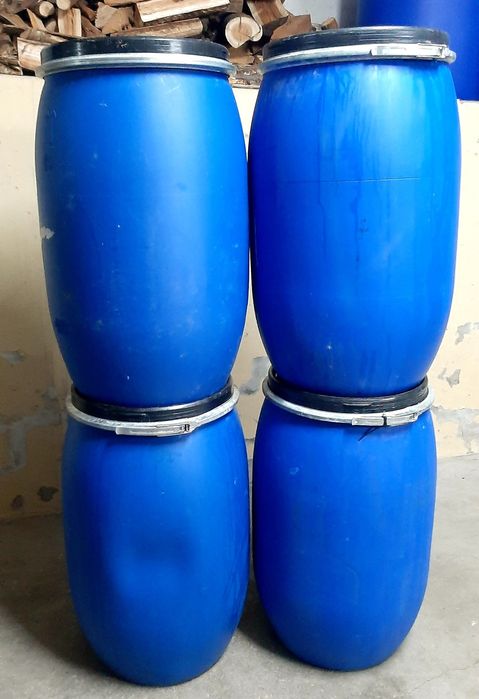 Vendo Bidons de plástico 30L , 60L, 120L e 250L c/ novos