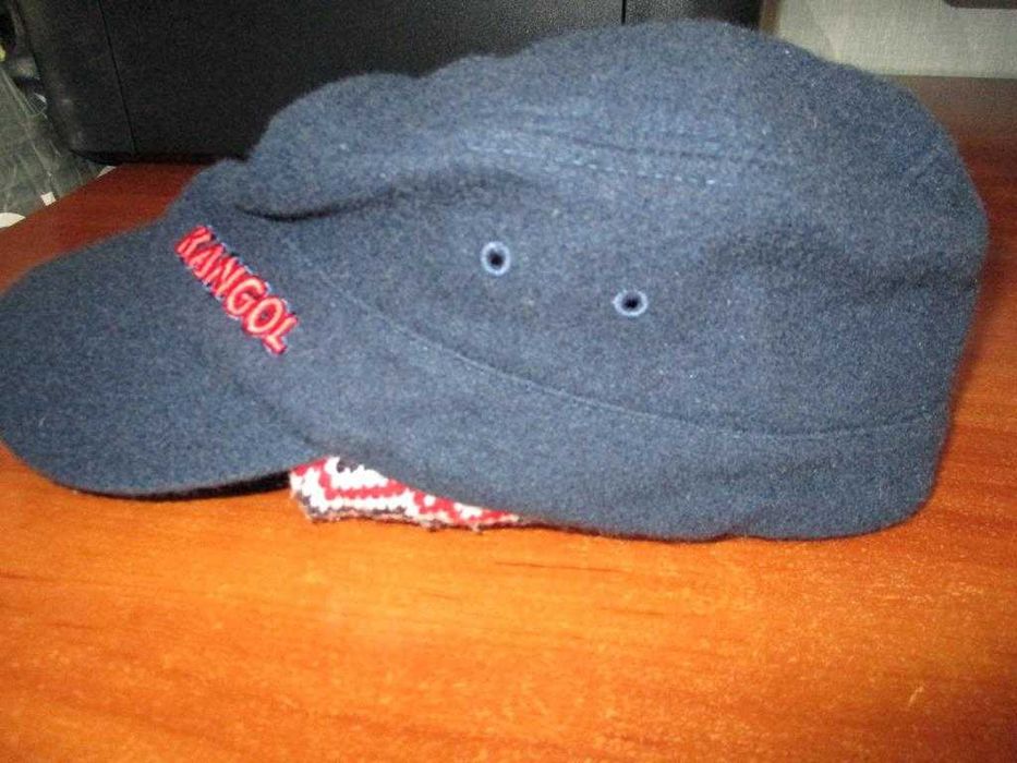 Кепка Кангоол Kangol с динамиками