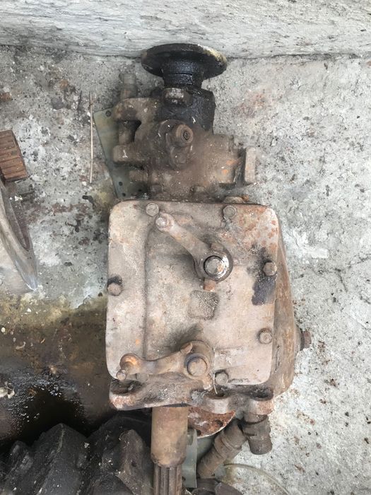 Мотори та інші запчастини