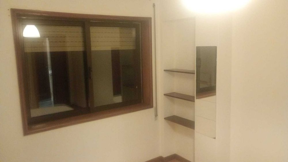 ALUGO QUARTO Maia casal/ solteiro