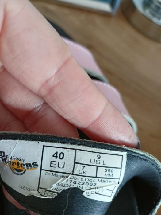 Sandały Dr Martens 40 różowe