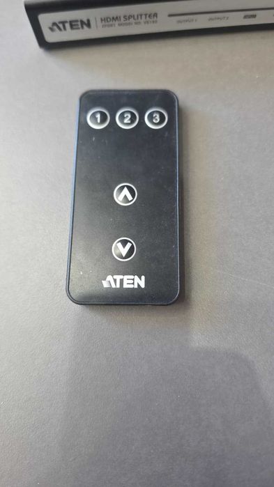 Hdmi Splitter ATEN VS182  2 OUT x 1 IN -  como novo