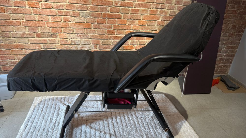 Кушетка косметологічна