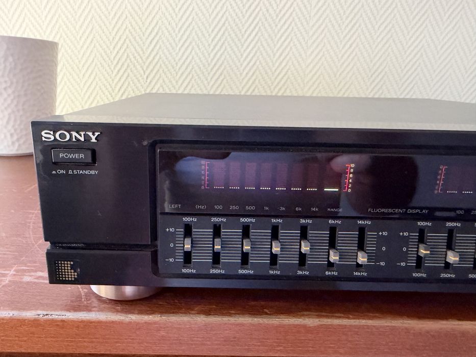 Equalizer Sony Seq V901 midi