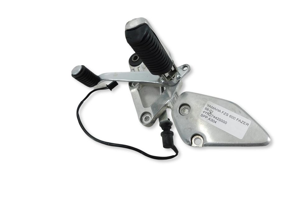 SET PODNÓŻEK PRAWY PRZÓD YAMAHA FZS 600 FAZER 98-01 4YR274420000
