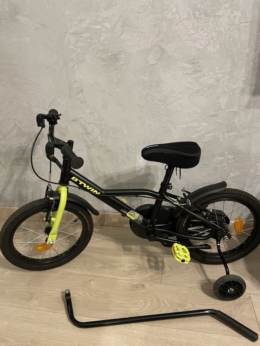 Rower dzieciecy Btwin Dark Hero 16 cali