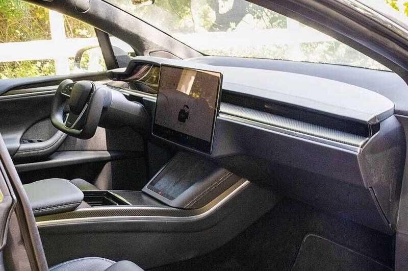 2022 Tesla Model X Plaid