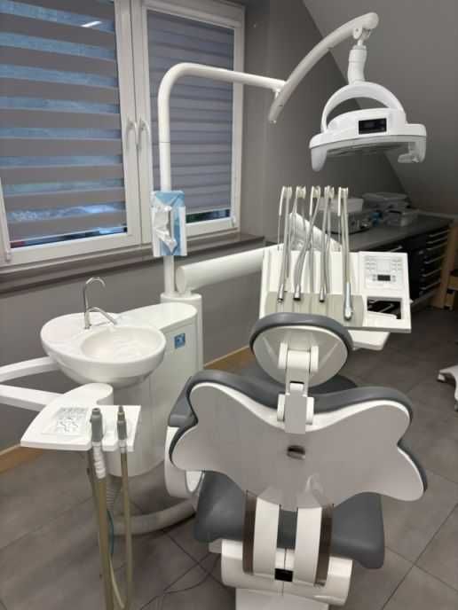 Sprzedam unit stomatologiczny CHIRANA DENTAL DE172