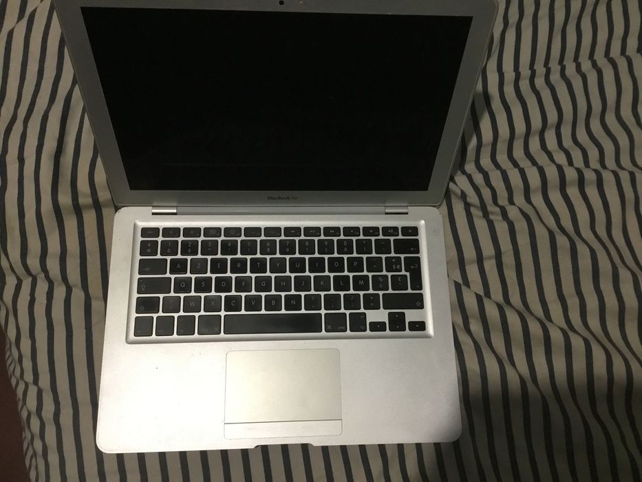 Ноутбук MacBook Air 13