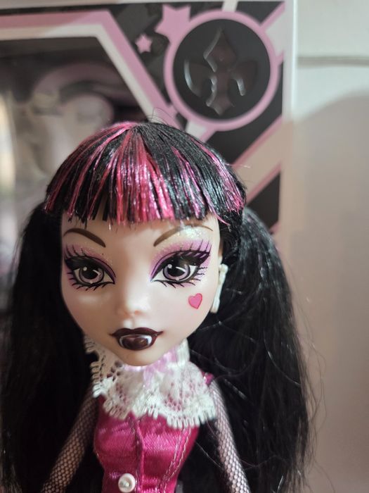Draculaura Monster high
