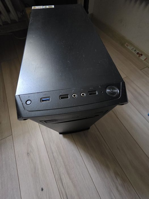 Komputer stacjonarny