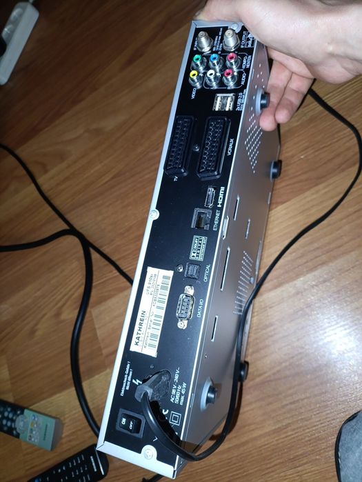 Продається тюнер Kathrein