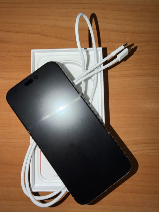 iPhone 15 Pro max 256ГБ