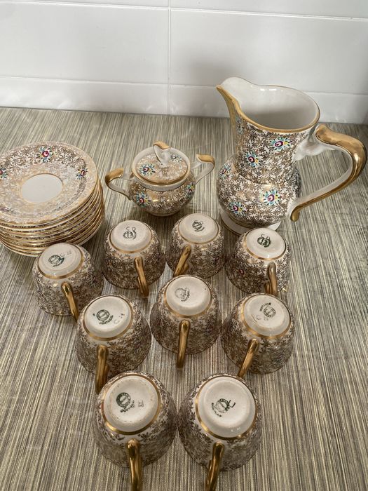 Com junto chavenas de cafe