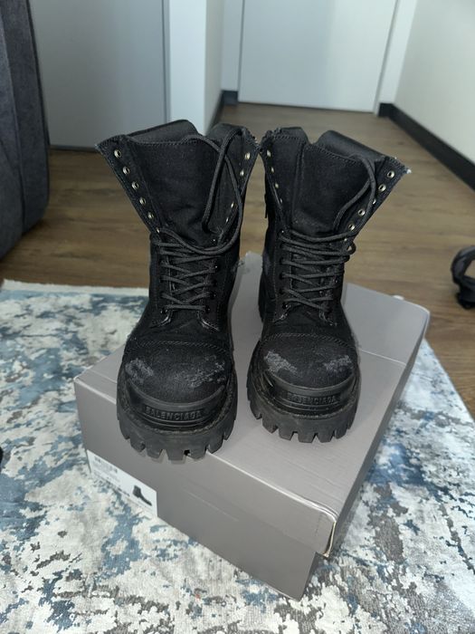 balenciaga strike boots black