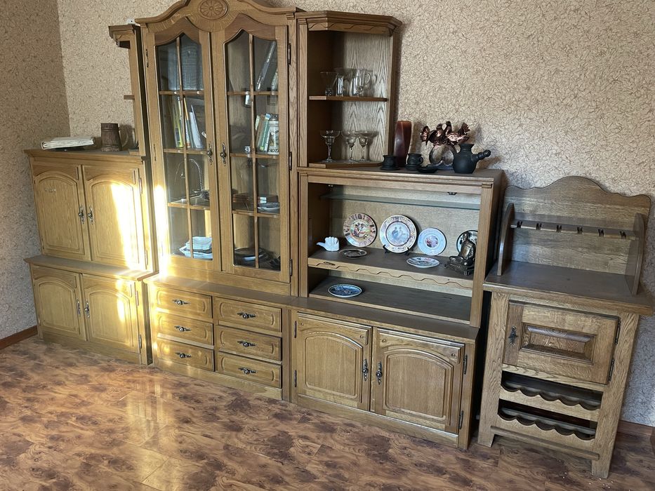 Меблі деревʼяні