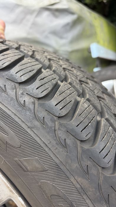 Felgi audi c7 17 + zimówki 225/55/r17 debica frigo
