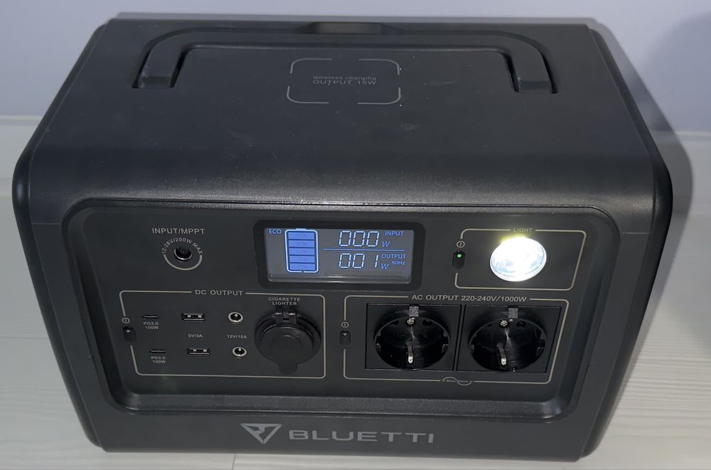 BLUETTI PowerOak EB70 (1000W 716Wh)