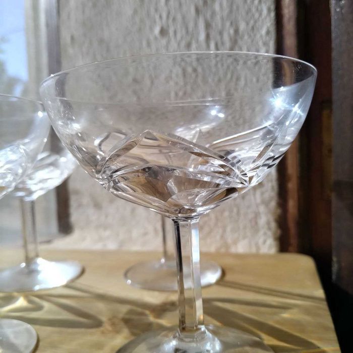 Conjunto de 6 Copos Antigos de Champanhe em Cristal