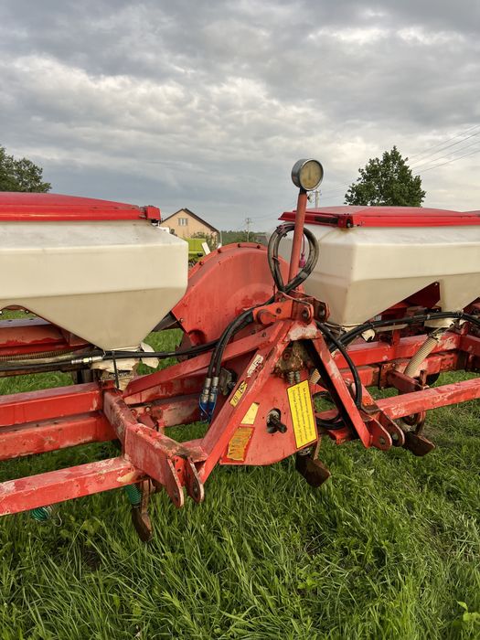 KVERNELAND Optima 8 Cівалка точного висіву пневматична