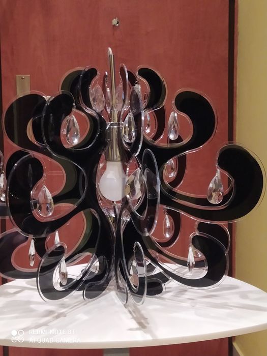 Żyrandol - czarna lampa