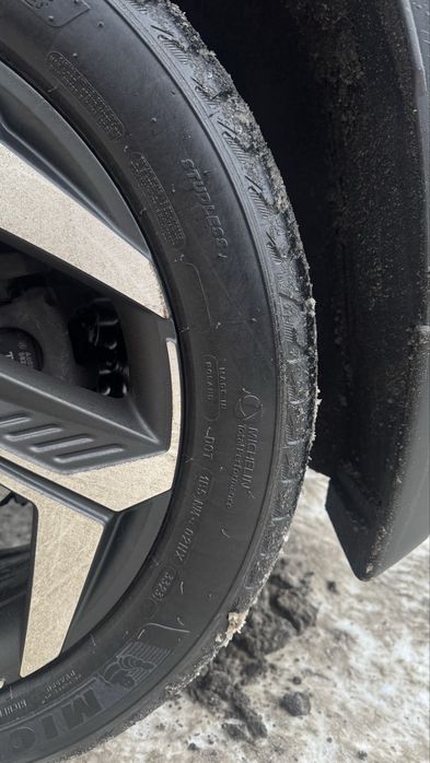Продам гуму MICHELIN