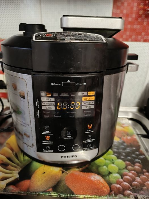 Мультиварка--скороварка Philips HD 2178/03
1000w.
Робоча, в ре