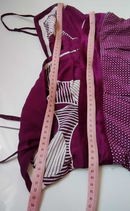 Elegancka sukienka na naramkach 100% jedwab Ted Baker