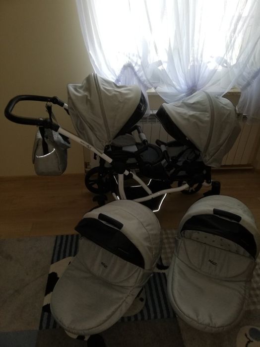 Spacerówka / Wózek dla bliźniąt BEBETTO