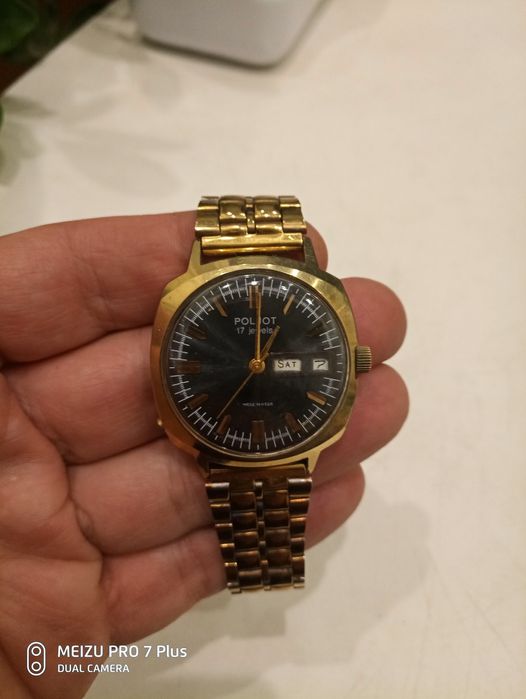 Часы наручные механические