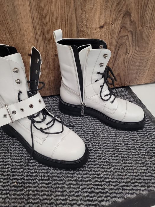 Nowe trzewiki buty skórzane Zara