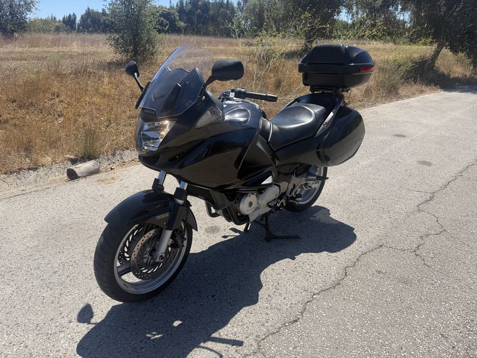 Honda Deauville 700, Revisão , pneus