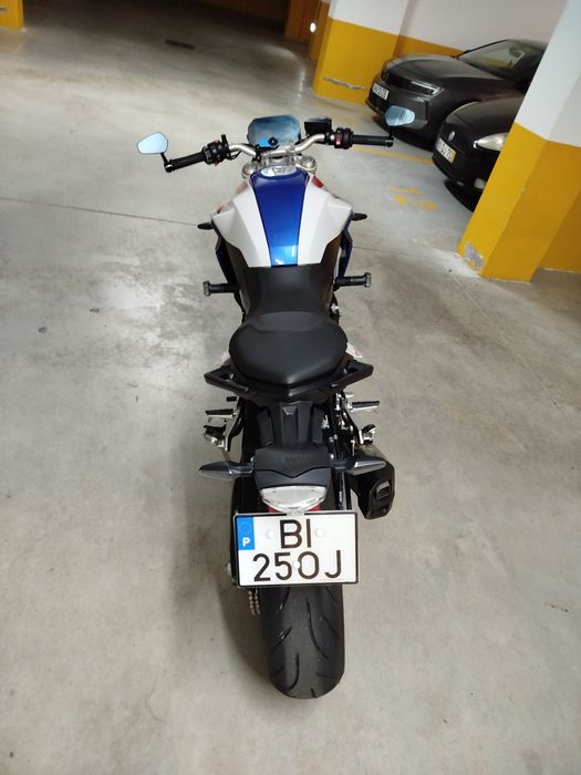 BMW f 900 R sport