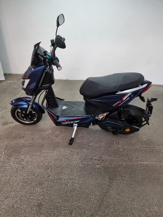 Vende se iletrica nova guardada sempre n garagem