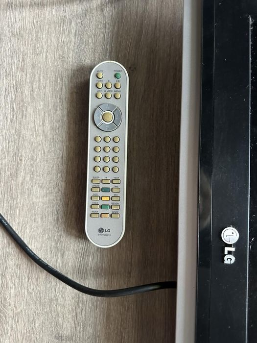 Продам телевизор LG