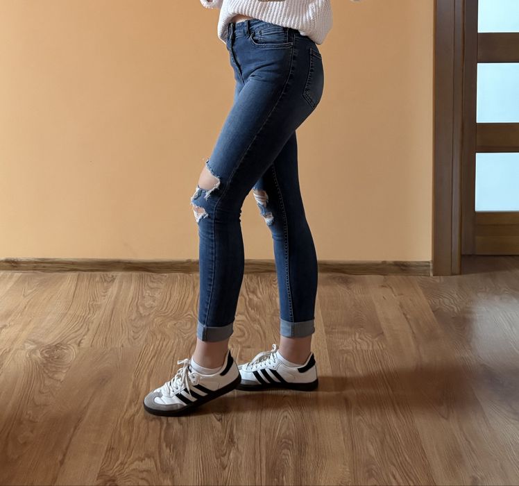 Jeansy damskie skinny S z rozdarciami