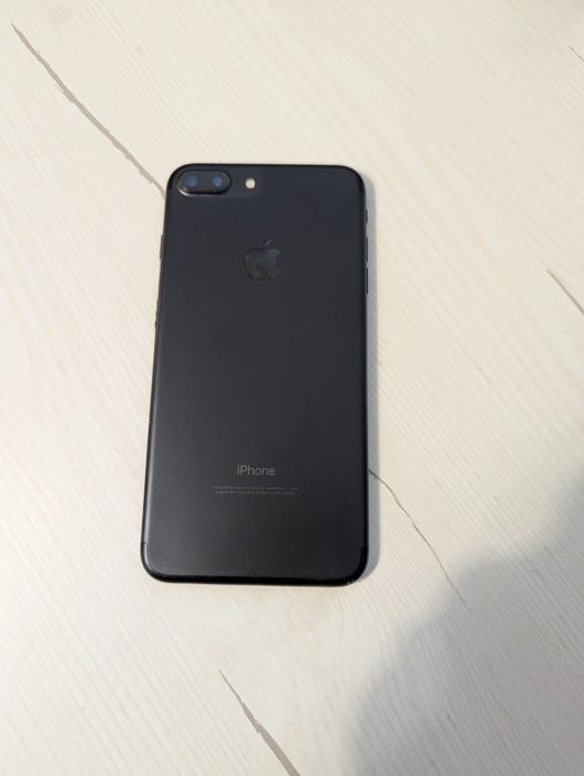 iPhone 7+ айфон 7 плюс не вмикається