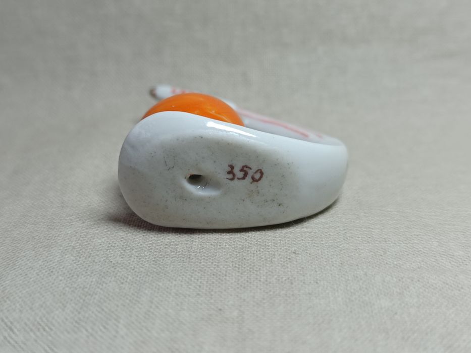 Фарфоровая статуэтка земля и ракета первый спутник