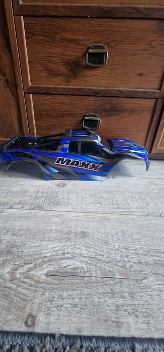 Karoseria traxxas maxx v2