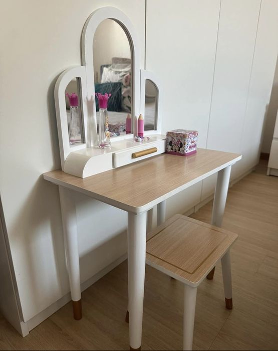 Tocador + Banco de criança