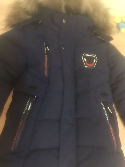 Продам зимню куртку