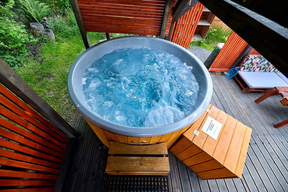 Domki z jacuzzi w górach - sauna | balia | nad rzeką - Energylandia