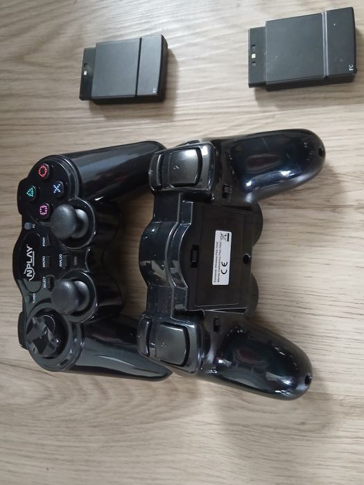 Comandos da Nplay+conectores USB wireless