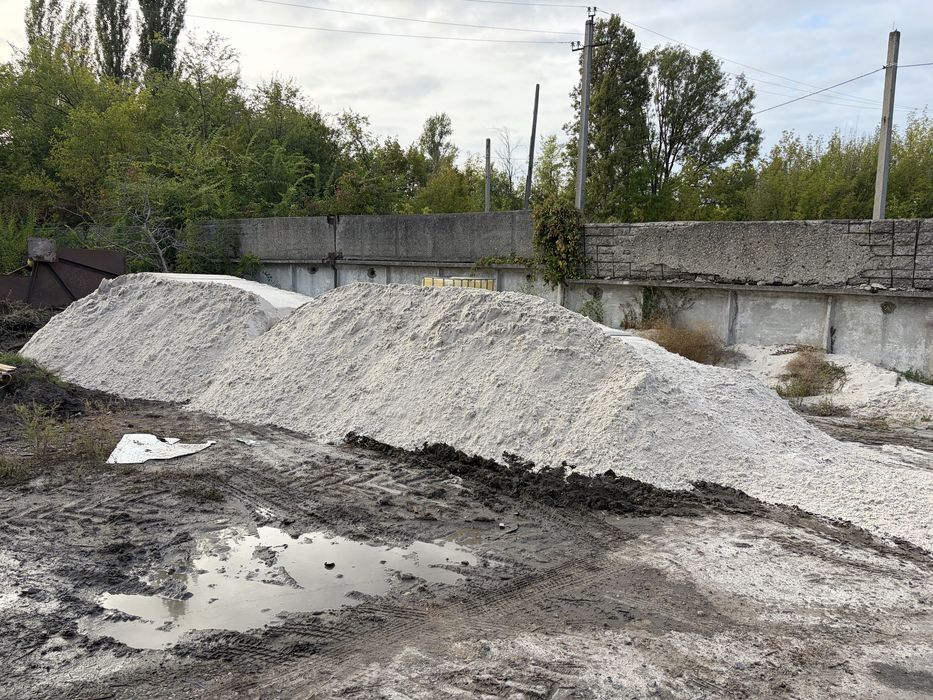 Продам песок(750 гр тонна),отсев,щебень 10/20