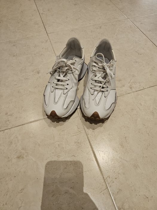 New Balance 327 usadas em bom estado