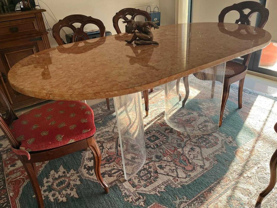 Mesa jantar marmore rosa c/ 6 cadeiras cerejeira e assento em palhinha