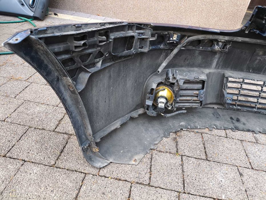 Zderzak Przedni Spryskiwacze VW Golf 5 V LD5Q