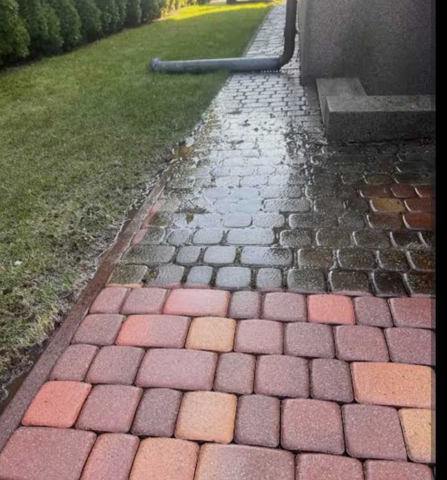 Mycie dachów elewacji kostki brukowej płotów