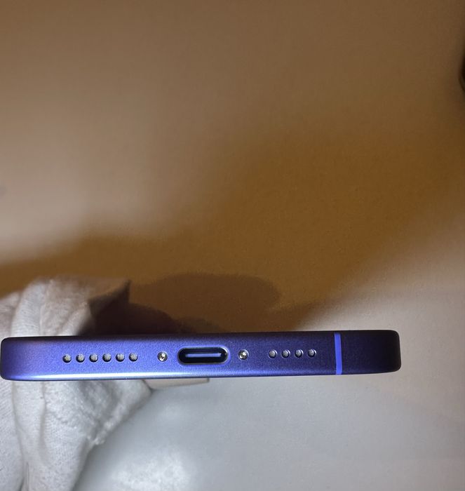 Apple iPhone 16 Plus 128GB (Ultramarine)